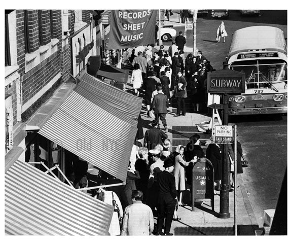 Jackson Heights street scene as seen from rooftop Old Vintage Photos and Images