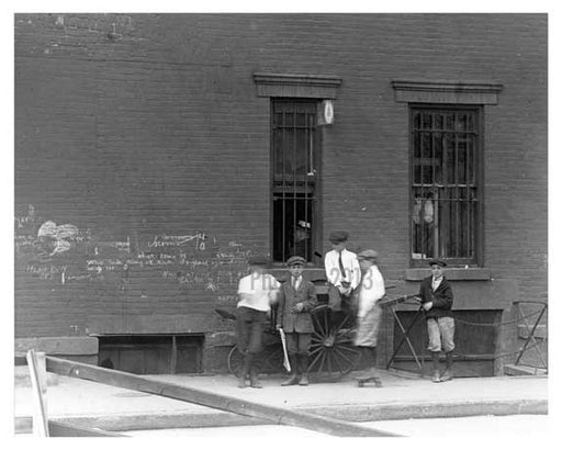 Kids hanging outside on Waverly Place - Greenwich Village - Manhattan  1914 Old Vintage Photos and Images