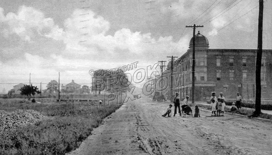 Kings Highway looking east near West 10th Street, 1912 Old Vintage Photos and Images