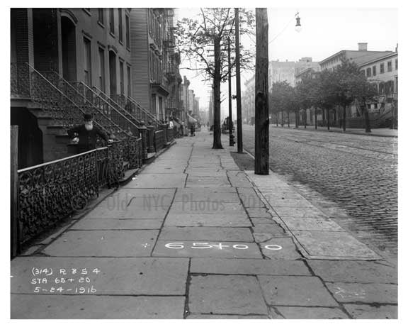 Leonard Street - Williamsburg - Brooklyn, NY 1916 I Old Vintage Photos and Images