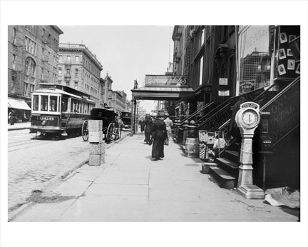Lexington Ave & 58th St  - Upper East Side - Manhattan - New York, NY B Old Vintage Photos and Images