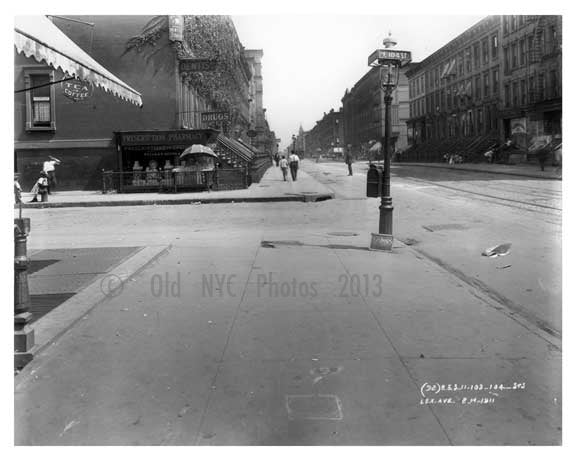 Lexington Avenue & 104th Street 1911 - Upper East Side, Manhattan - NYC Old Vintage Photos and Images