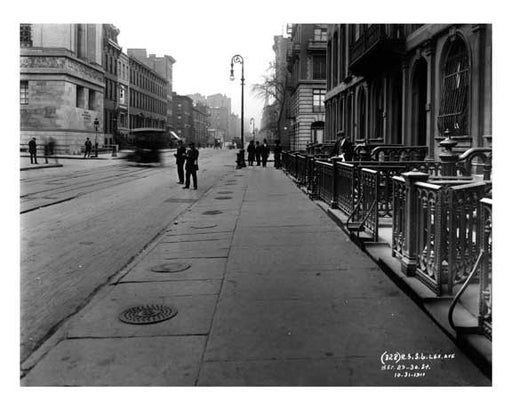 Lexington Avenue between 29th & 30th Street 1911 - Upper East Side, Manhattan - NYC H Old Vintage Photos and Images