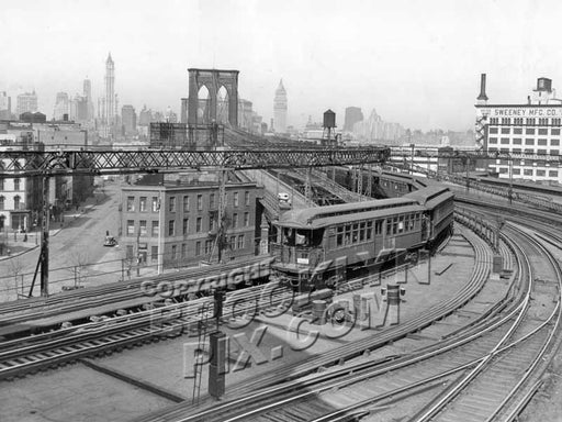 Lexington Avenue el trains approaches Sands Street station in Brooklyn, c.1941 Old Vintage Photos and Images