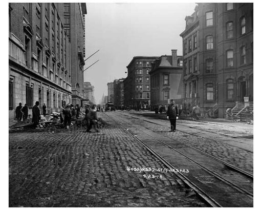 Lexington Avenue north of 46th Street - Upper East Side -  Manhattan NYC 1918 Old Vintage Photos and Images