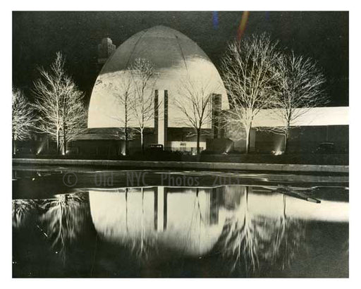 Light Show test at Worlds Fair 1939 - Flushing - Queens - NYC Old Vintage Photos and Images