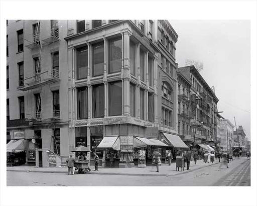 Looking North on 6th Ave Facing West 39th Street -  Midtown Manhattan 1909 NYC Old Vintage Photos and Images