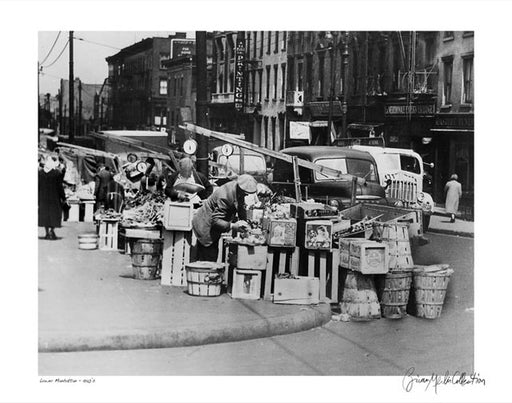 Lower Manhattan Street Vendor 1940s