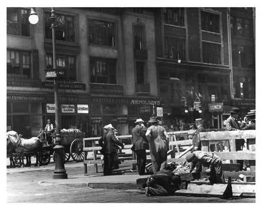 Madison & 42nd Street - Midtown Manhattan 1911 Old Vintage Photos and Images