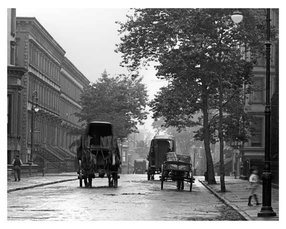 Madison Avenue & unknown crosstreet- Upper East Side -  Manhattan NYC 1915 Old Vintage Photos and Images