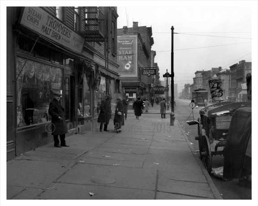 Manhattan Ave North to Freeman Street  -  Greenpoint Brooklyn NY 1928 Old Vintage Photos and Images