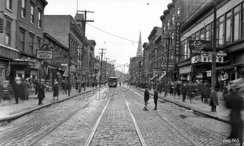 Manhattan Avenue looking north from Meserole Street, 1928 Old Vintage Photos and Images