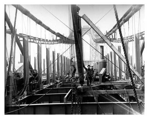 Manhattan Bridge under construction 1908 A