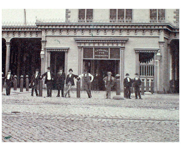 Men waiting outside the Wall Street Ferry Old Vintage Photos and Images