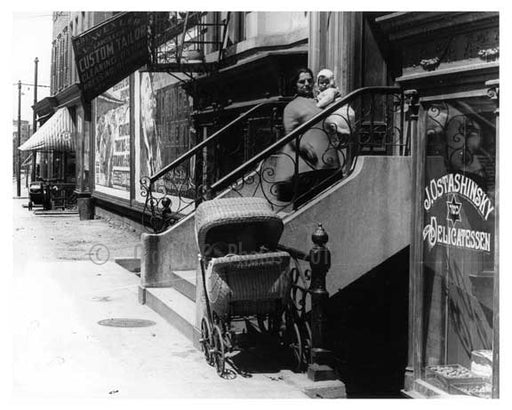 Metropolitan Ave  - Williamsburg Brooklyn, NY 1916 X17 Old Vintage Photos and Images