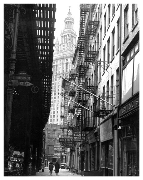 Mulberry St. & Park Row underthe L Municipal Bldg Old Vintage Photos and Images