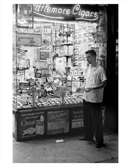 Myrtle Ave Cigar Store Bedford-Stuyvesant Brooklyn NY Old Vintage Photos and Images