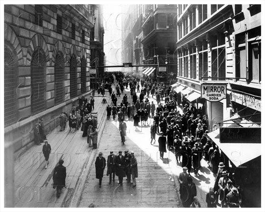 Nassau Street from Maiden Lane towards Wall Street Manhattan NYC Old Vintage Photos and Images