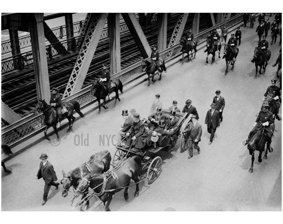 Navy funeral - On the Manhattan Bridge Old Vintage Photos and Images