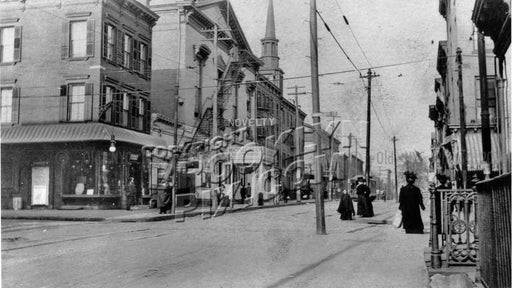 Novelty Theater, Driggs Avenue between South 4th and South 3rd Streets, 1900 Old Vintage Photos and Images