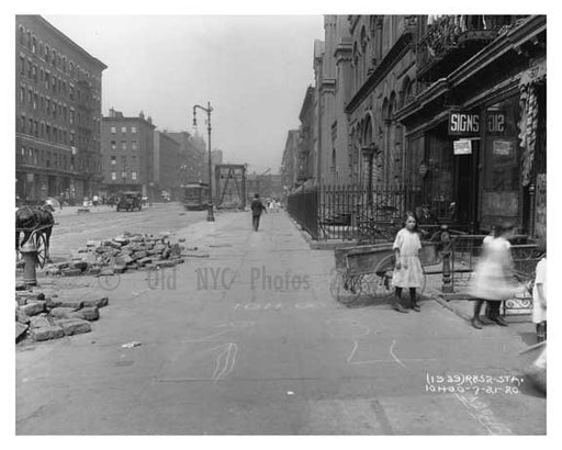 People on the Street - Metropolitan Ave  - East Williamsburg - Brooklyn, NY  1918 Old Vintage Photos and Images