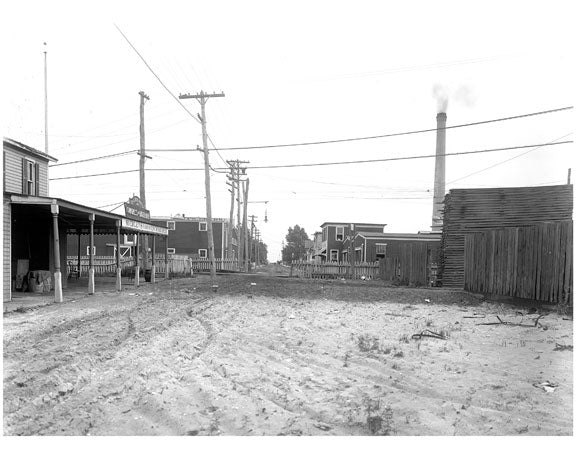 Pleasant Ave 1911 - looking north at LIRR crossing Old Vintage Photos and Images