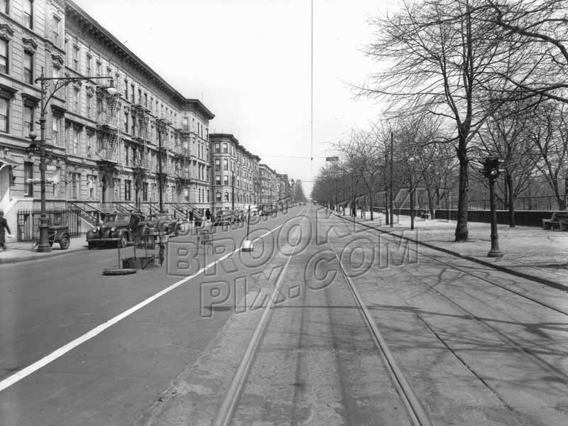 Prospect Park West, northeast at 14th Street, 1950 — Old NYC Photos