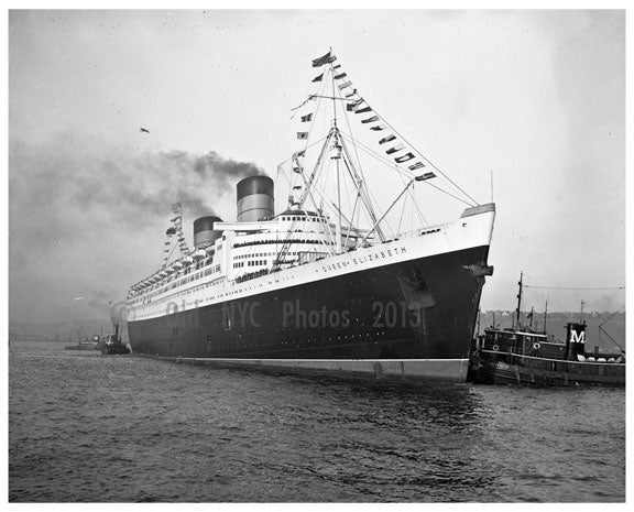 Queen Elizabeth in New York harbor 1946 Old Vintage Photos and Images