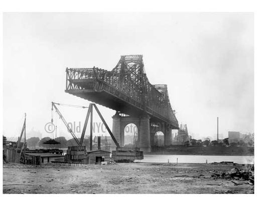 Queensboro Bridge  under construction 1907 - Long Island City - Queens,  NY Old Vintage Photos and Images