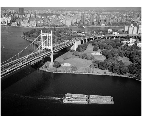 Randall's Island Tower, anchorage & viaductof the Triborough suspension bridge Old Vintage Photos and Images