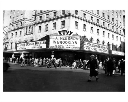 Roxy Theater 7th Ave 50th Street Midtown Manhattan 1946 NYC Old Vintage Photos and Images