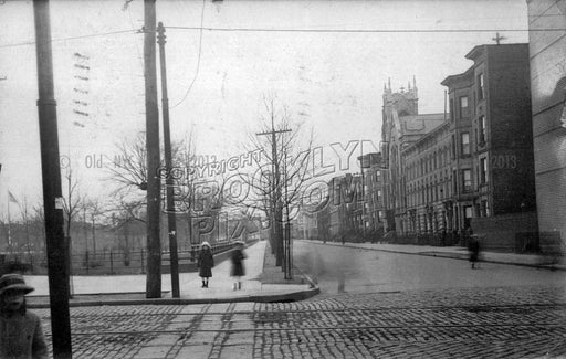 Russel Street south from Nassau Avenue to Driggs Avenue, Winthrop Park at left, 1915 Old Vintage Photos and Images