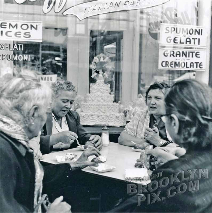 Scene at Caffe Roma, 1953 Old Vintage Photos and Images