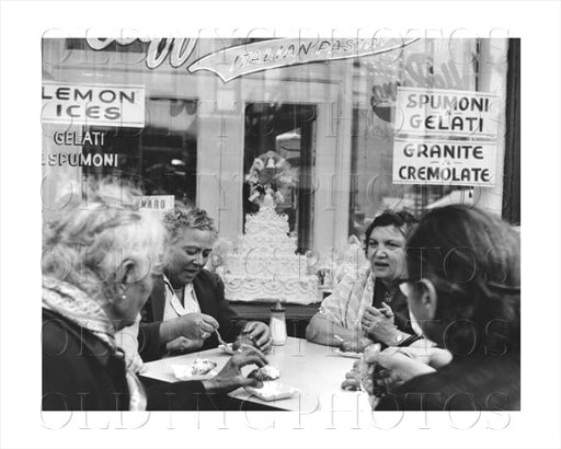 Scene at Caffe Roma, 1953 Old Vintage Photos and Images