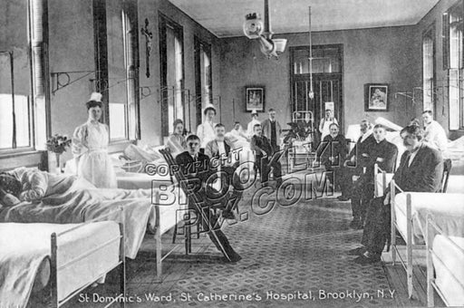 Scene in St. Catherine's Hospital, c.1916 Old Vintage Photos and Images