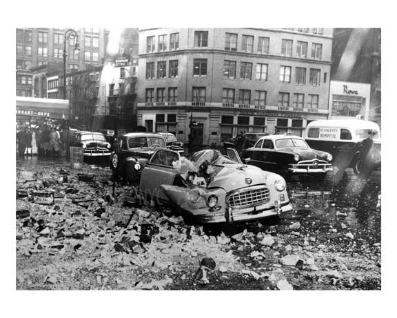 Smashing - a brutal car crash in Union Square 1950 Downtown Manhattan NYC Old Vintage Photos and Images