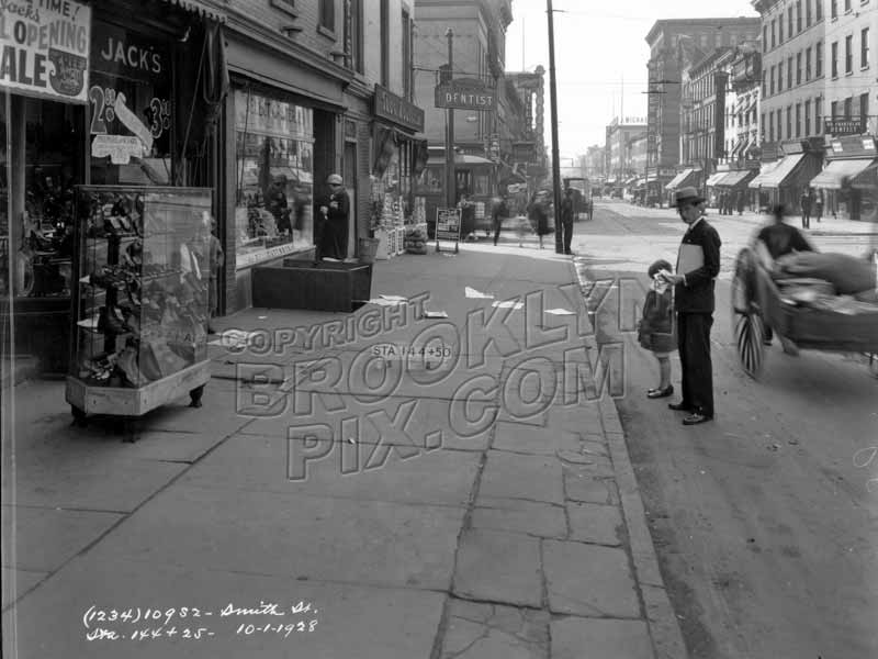 Smith Street south to Bergen Street, 1928 Old Vintage Photos and Images