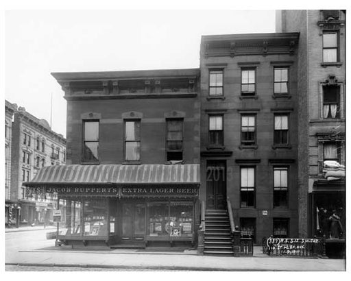 South West Corner of  Lexington Avenue & 110th Street 1911 - Upper East Side, Manhattan - NYC Old Vintage Photos and Images