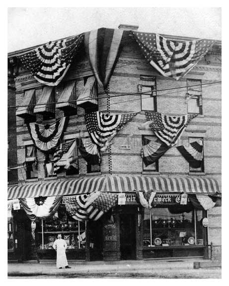 Southwest corner of Myrtle Ave & Centre Street 1915 - Ridgewood - Queens NY Old Vintage Photos and Images