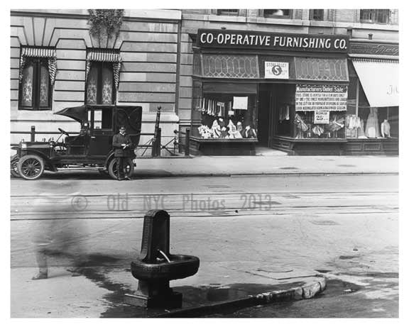 street view - cooperative furnishing Old Vintage Photos and Images