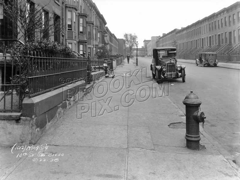 Tenth Street looking southeast from 4th to 5th Avenues, 1928 Old Vintage Photos and Images