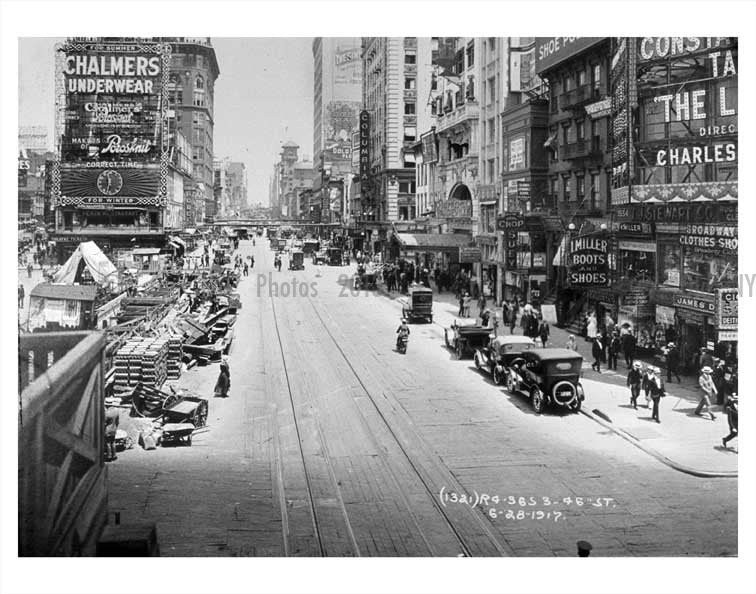 Times Square 1917 — Old NYC Photos