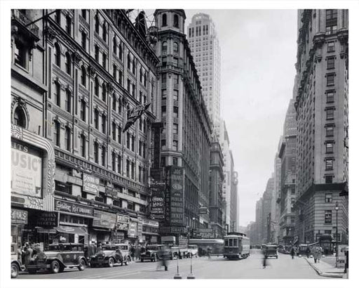 Times Square South - Midtown Manhattan 1912 II Old Vintage Photos and Images