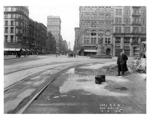 Union Square  - Greenwich Village - Manhattan, NY 1916 Old Vintage Photos and Images