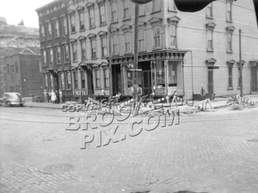Van Brunt Street and Beard Street, northwest corner, 1940s Old Vintage Photos and Images