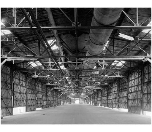 West 55th Street & West 56th Street Piers - view of northwest pier interior Old Vintage Photos and Images