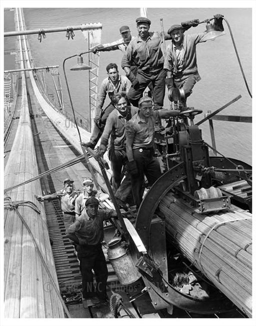 Willamsburg Bridge construction workers Old Vintage Photos and Images