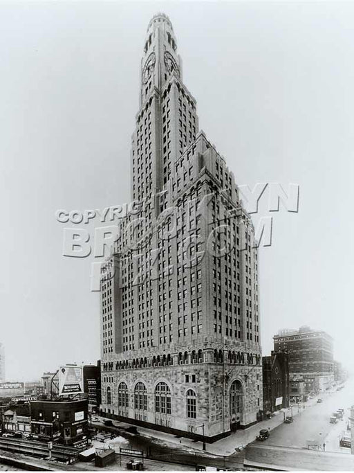 Williamburgh Savings Bank, still tallest building in Brooklyn, at Flatbush Ave. & Hanson Pl, 1929 Old Vintage Photos and Images