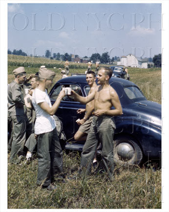WWII ends in Heartland 1945 Old Vintage Photos and Images