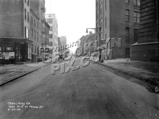 York Street looking east from under the Manhattan Bridge overpass, 1930 A Old Vintage Photos and Images
